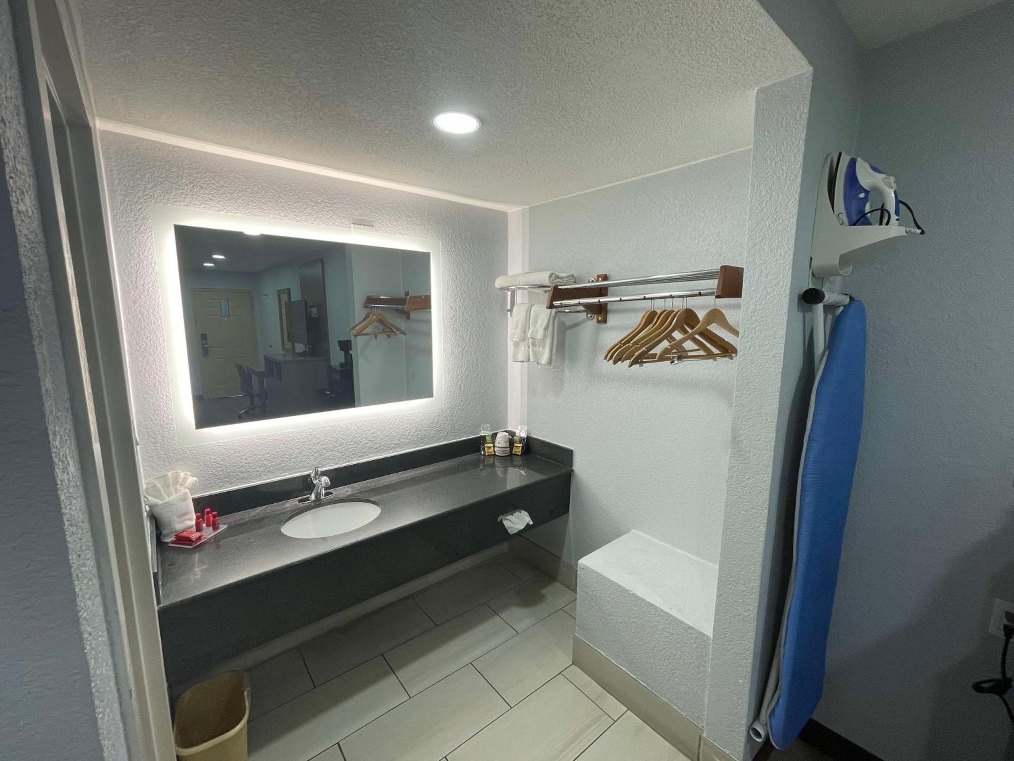 Surestay Hotel By Best Western Childress Buitenkant foto